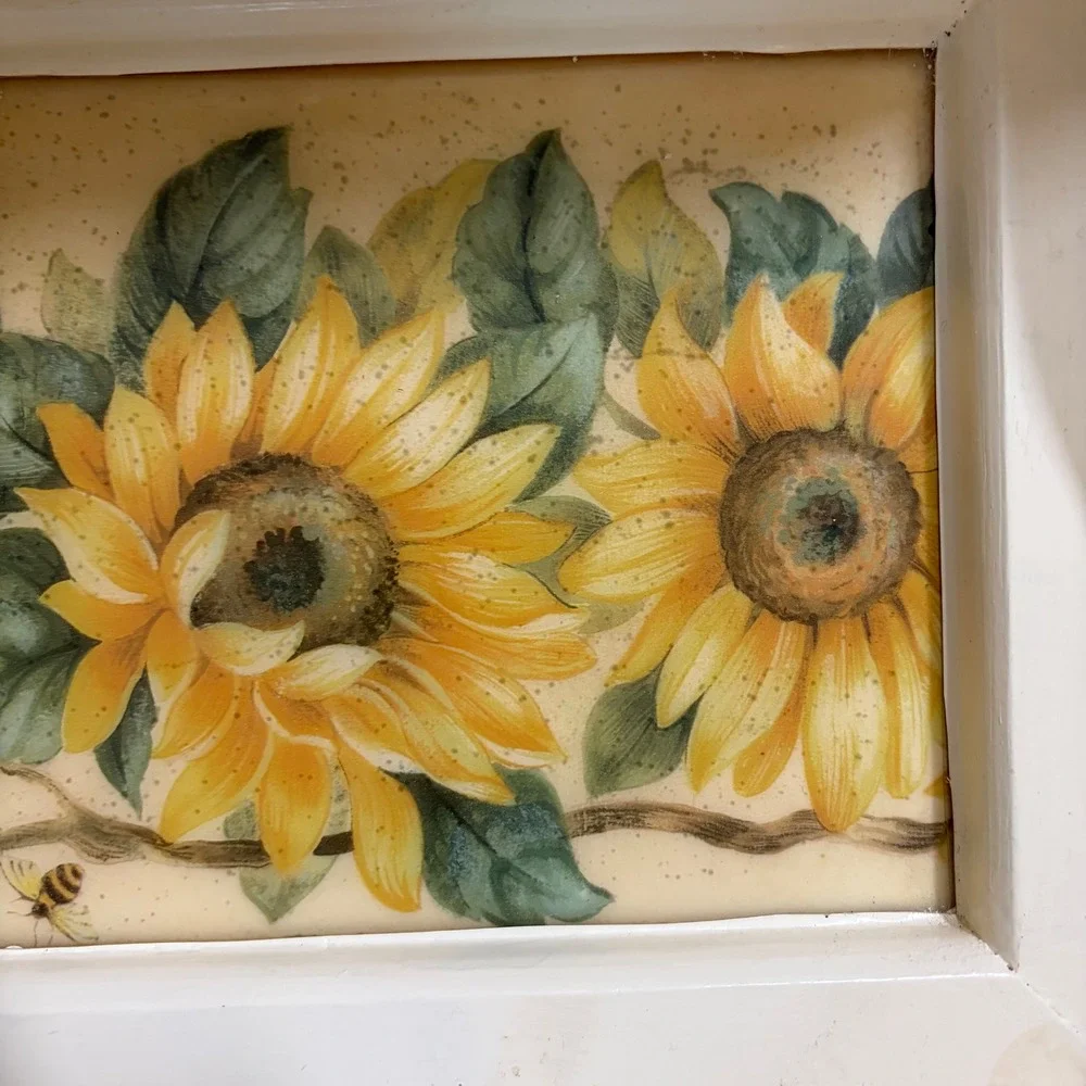 Sunflower Wood Wall Shelf Pegs Hooks Farmhouse Country‎ Cottage 16.5x10.5 READ